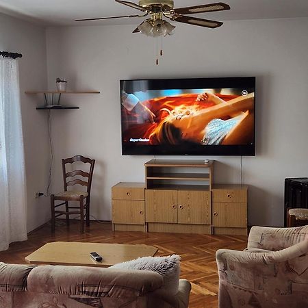 יאדראנובו Apartmani Mazzarolli מראה חיצוני תמונה