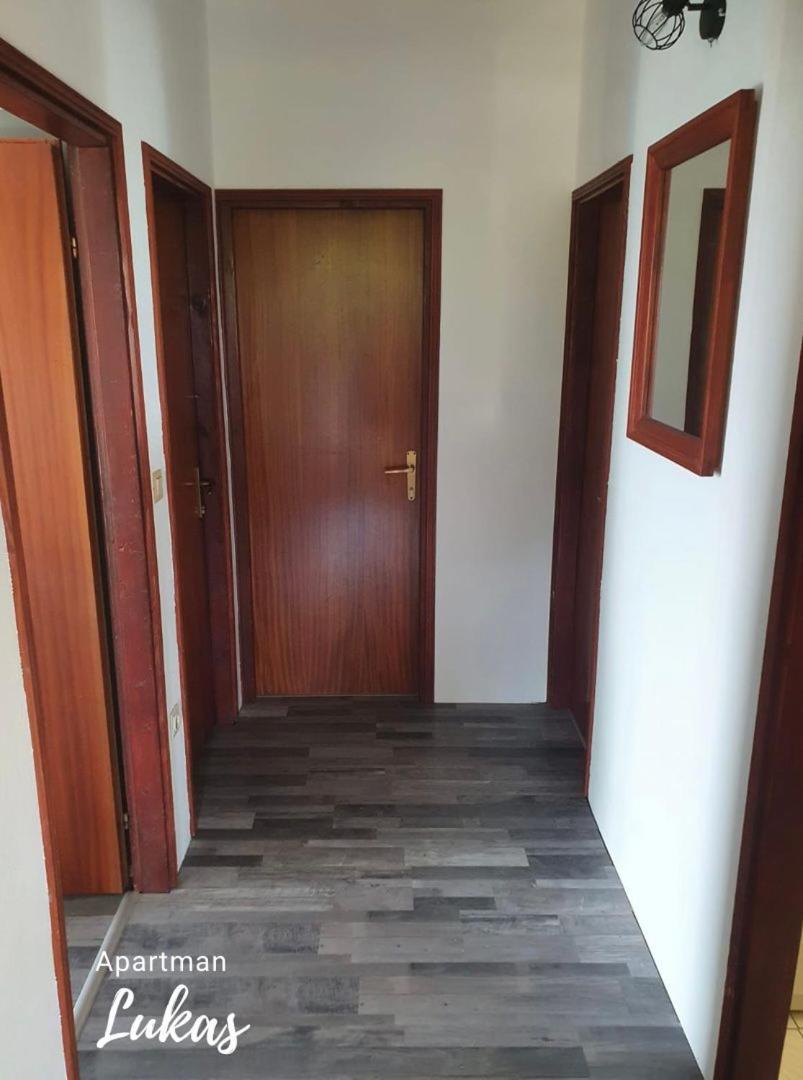 יאדראנובו Apartmani Mazzarolli חדר תמונה